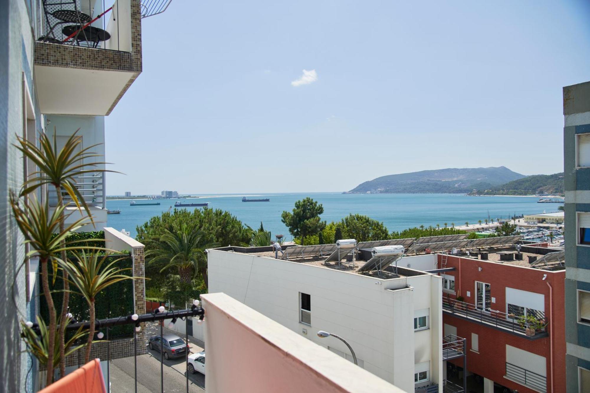 Sunset Bay View, Renovated Apt, By Timecooler セトゥーバル エクステリア 写真